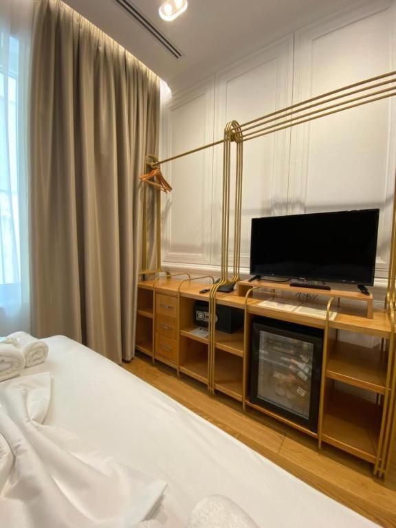 Crown Boutique Hotel Durres Ngoại thất bức ảnh
