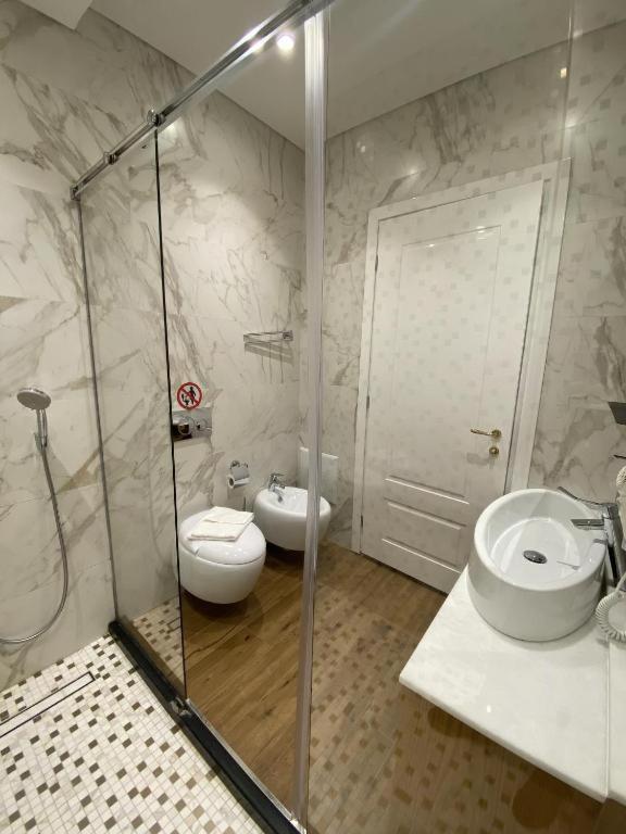 Crown Boutique Hotel Durres Ngoại thất bức ảnh
