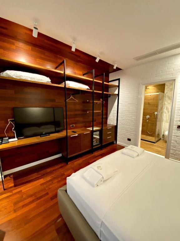 Crown Boutique Hotel Durres Ngoại thất bức ảnh