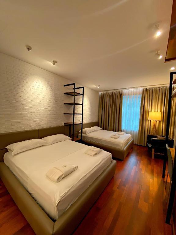 Crown Boutique Hotel Durres Ngoại thất bức ảnh
